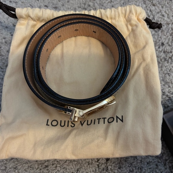 Louis Vuitton Comete Belt - Picture 4 of 5